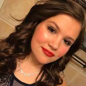 Meet your Posher, Tanya